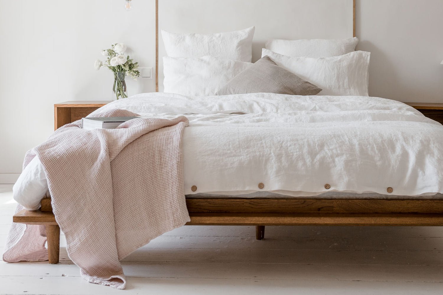 Leinen-Tagesdecke: ein spannendes Wohnaccessoire zum Kuscheln und mehr – Linen Tales