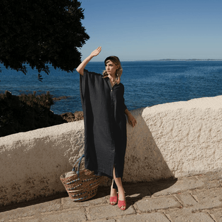 Leinenkleid Beach, Black - Linen Tales Leinenkleid Beach, Black - Linen Tales