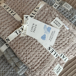 Leinen und Baumwolle aus Waffelpiqué - Badetuch, Powder - Linen Tales Leinen und Baumwolle aus Waffelpiqué - Badetuch, Powder - Linen Tales