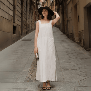 Leinenkleid Fugue, Milk White with Dark Grey Stripe - Linen Tales Leinenkleid Fugue, Milk White with Dark Grey Stripe - Linen Tales