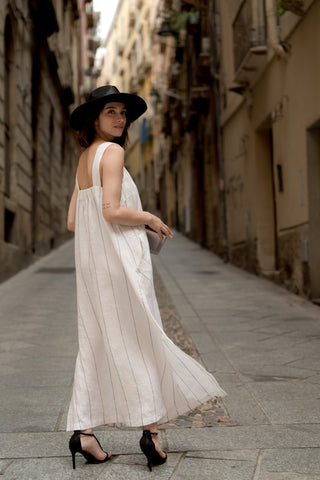 Leinenkleid Fugue, Milk White with Dark Grey Stripe - Linen Tales Leinenkleid Fugue, Milk White with Dark Grey Stripe - Linen Tales