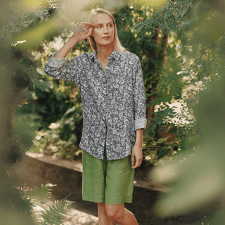 Leinenbluse Damen Azalea, Porcelain Flowers - Linen Tales Leinenbluse Damen Azalea, Porcelain Flowers - Linen Tales