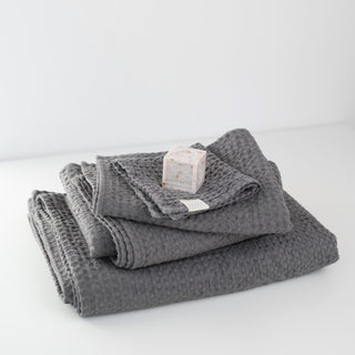 Waffelpiqué-Handtuch aus Leinen Dark Grey 