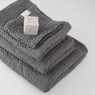 Waffelpiqué-Handtuch aus Leinen Dark Grey 2 