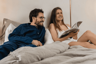 ABHILFE FÜR SCHLAFLOSE NÄCHTE – EIN PYJAMA AUS LEINEN - Linen Tales 