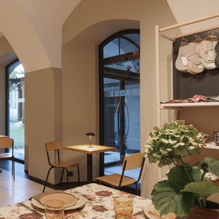 Linen Tales Geschäft & Café — Didžioji-Str. 1, Vilnius 