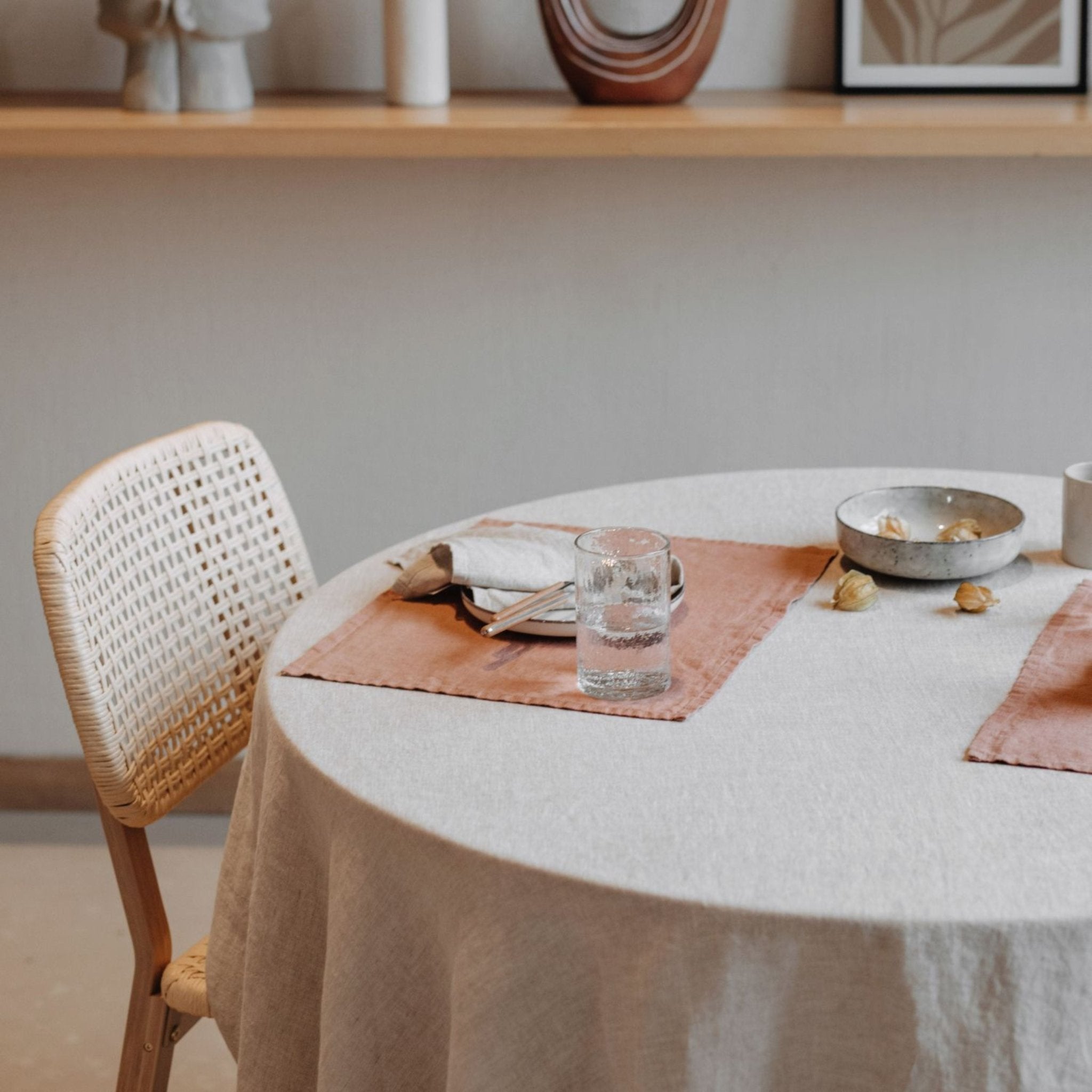 Leichte Leinen-Tischdecke, rund Melange – Linen Tales