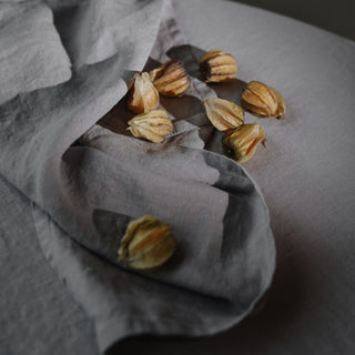 Leichte Leinen - Tischdecke, rund Light Grey - Linen Tales 3
