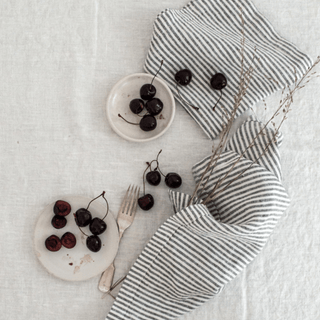 Leinen - Servietten im 2er - Set, Thin Black Stripes - Linen Tales 3