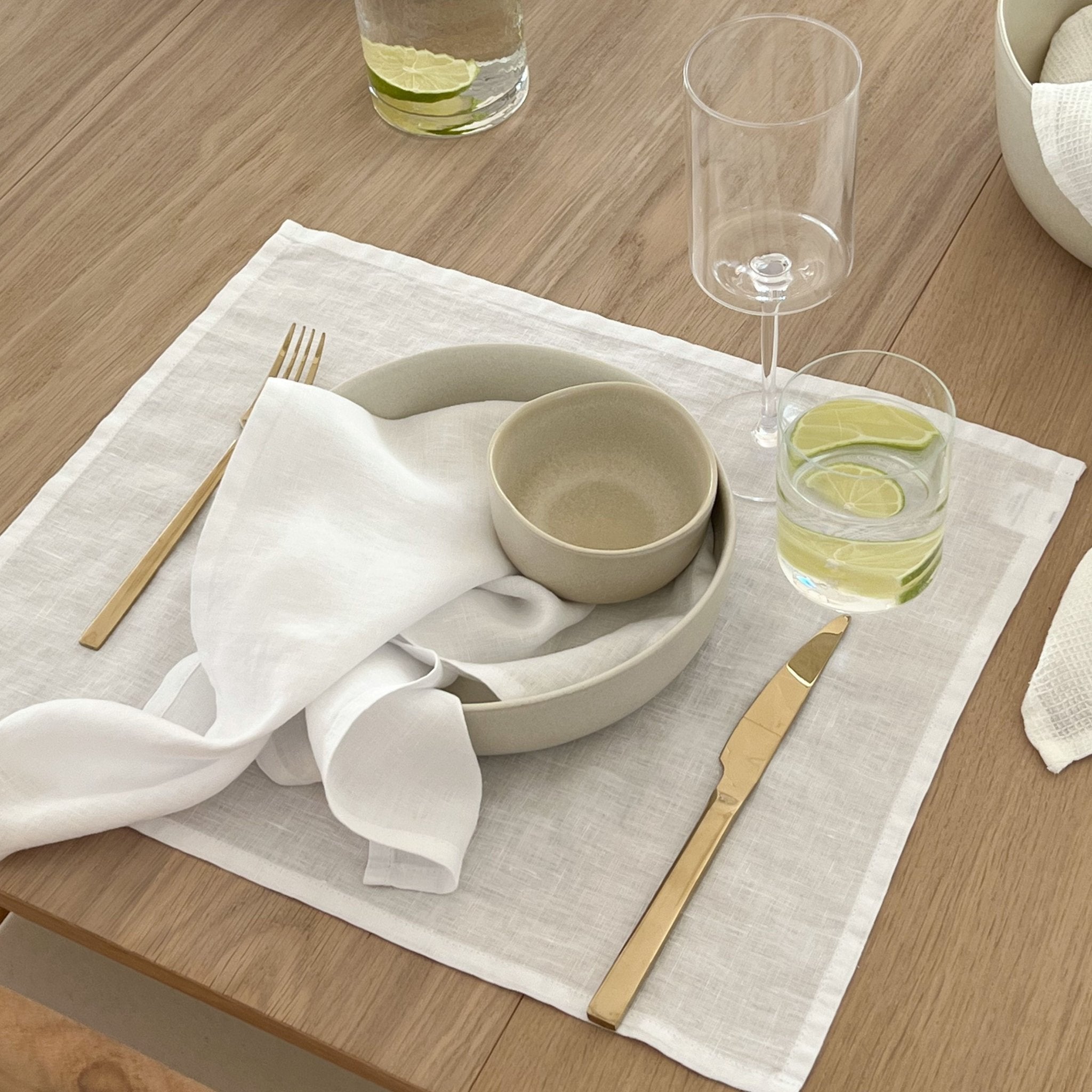Leichte Leinen-Servietten im 2er-Set, White – Linen Tales