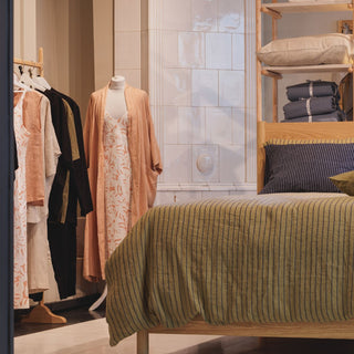 Linen Tales Geschäft & Café — Didžioji-Str. 1, Vilnius 