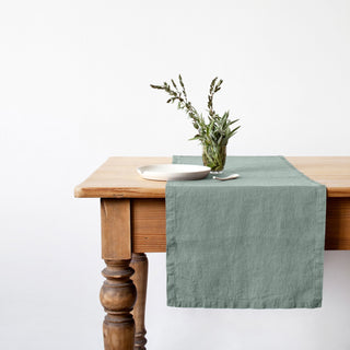 Green Milieu Leinen Tischläufer 1